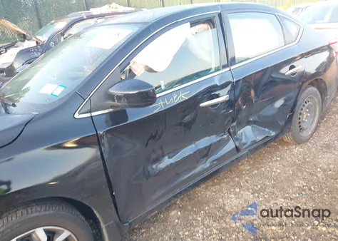 2015 Nissan Sentra S z USA, uszkodzony, nr VIN 3N1AB7AP2FY332011